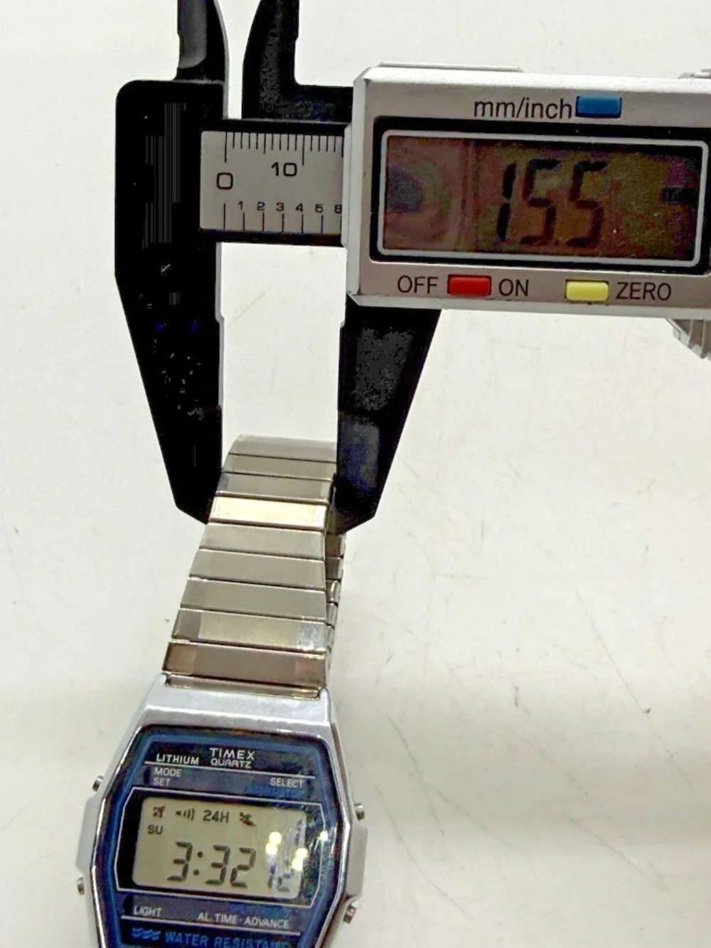 Timex Digital Quartz Lithium Silver Tone Watch Stretch Bracelet Stainless Steel